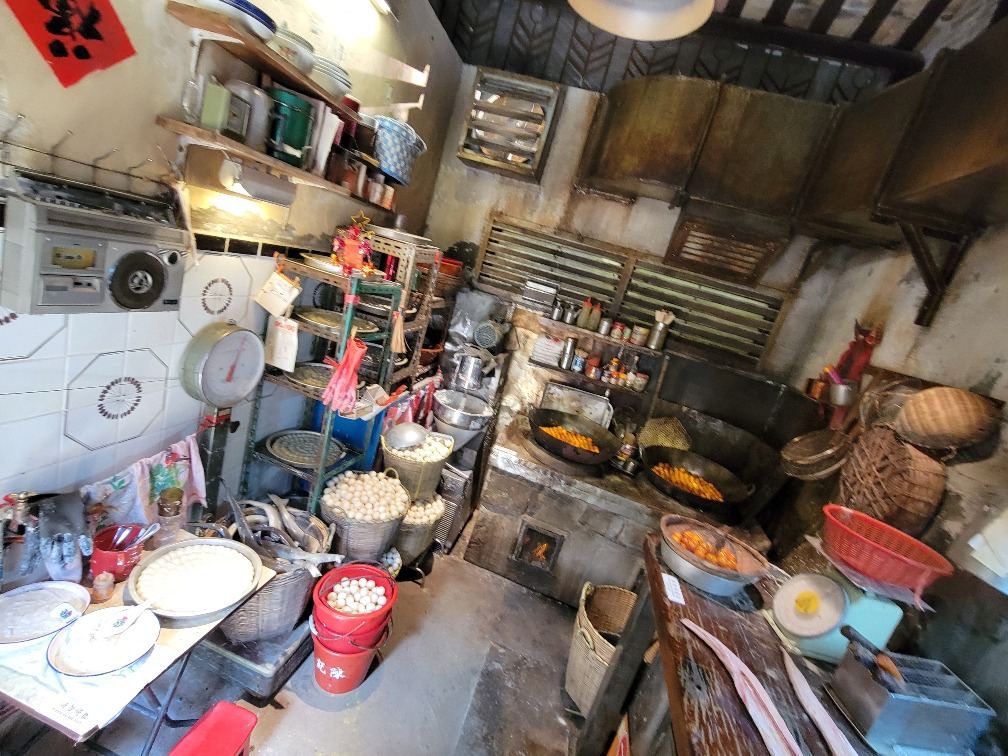 3號展覽館的魚蛋工場，陳洛軍在這裏認識了魚蛋妹。
