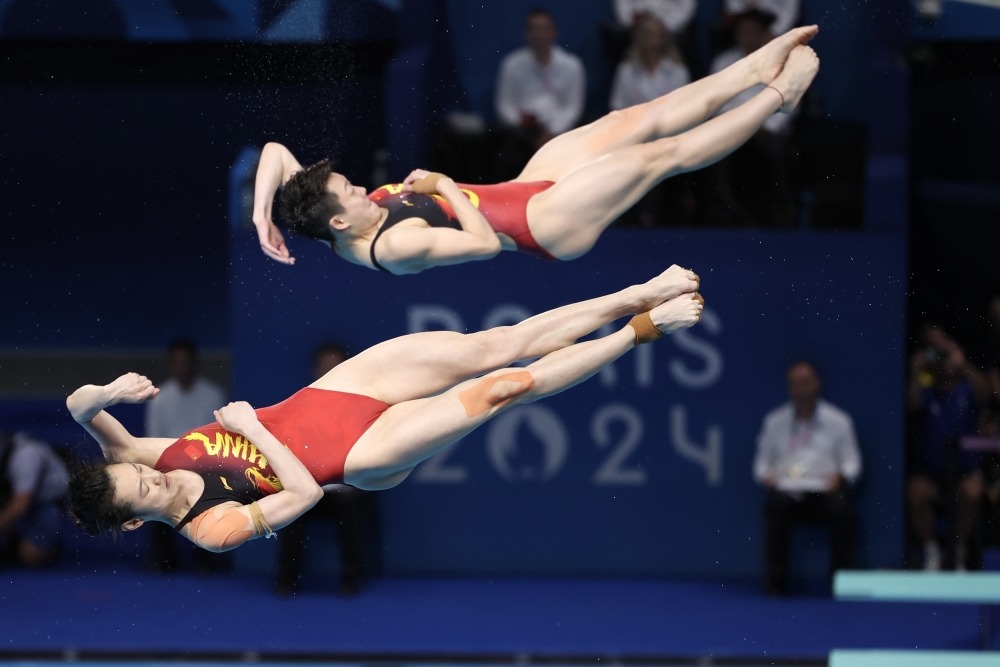 陳藝文與昌雅妮在巴黎奧運跳水女子雙人3米板奪金。 陳藝文與昌雅妮在巴黎奧運跳水女子雙人3米板奪金。